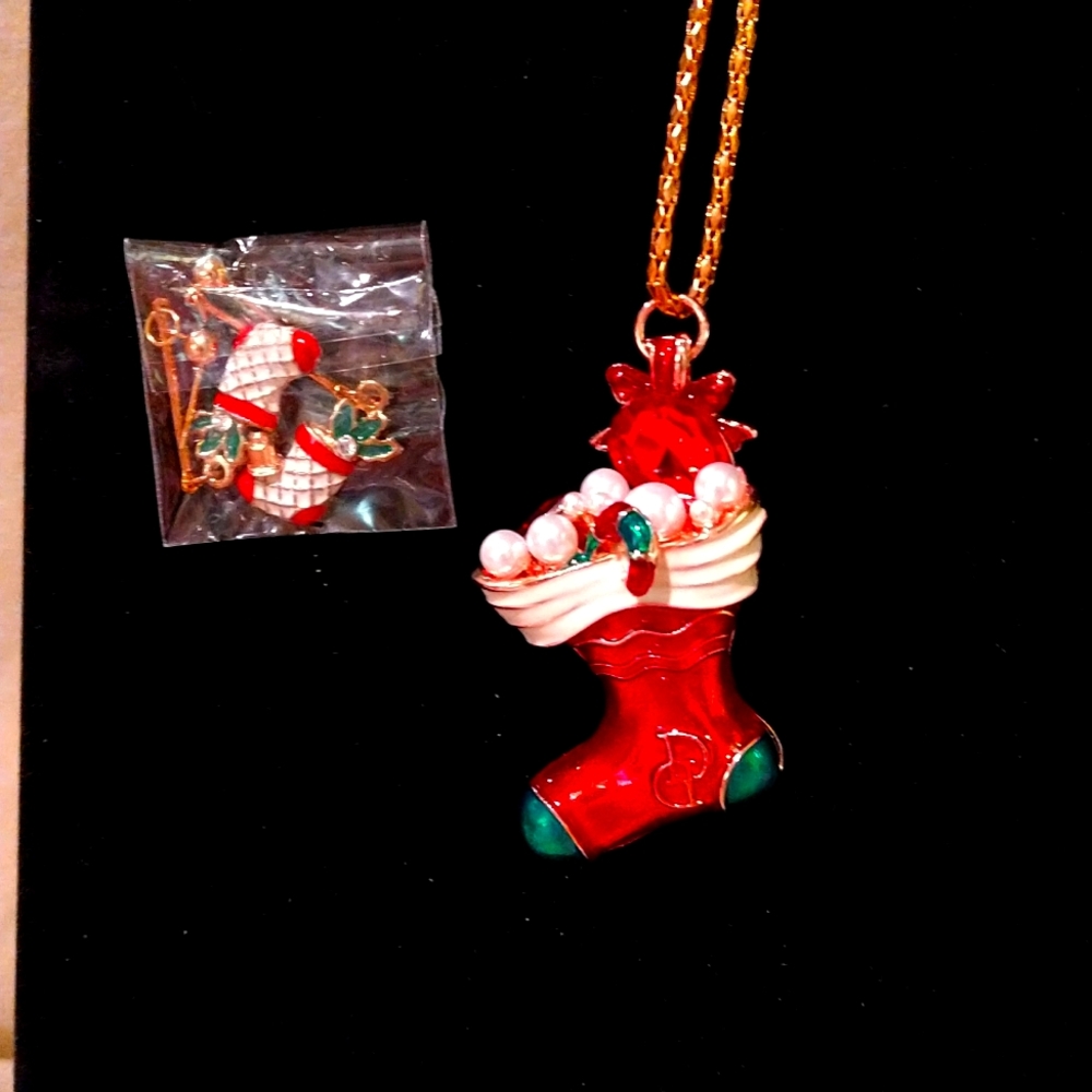 Necklace and Earrings Set
